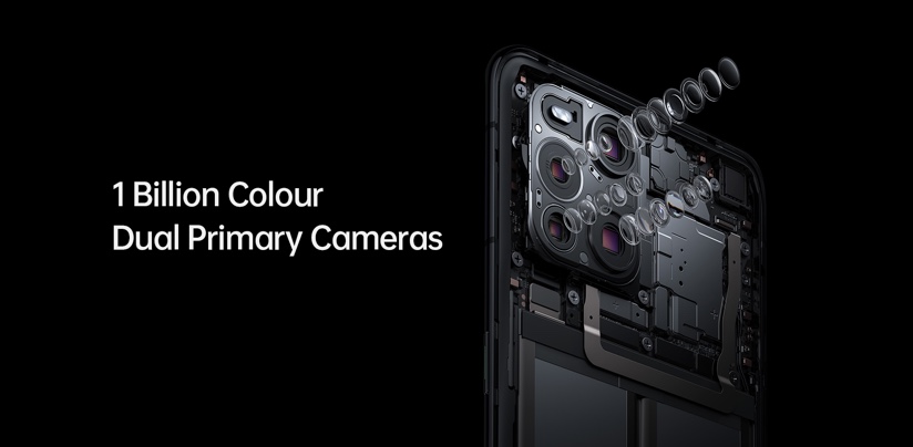The internal workings and lenses of the Oppo X 3 Find's 1 billion colour, dual primary cameras.