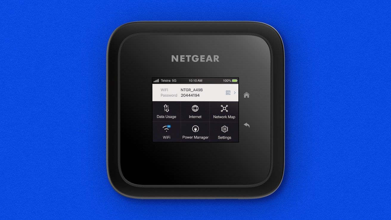 Front view of the home screen of the Netgear Nighthawk M6 in black colour. Screen shows the Netgear brand name as well as widgets including data usage, network, Wi-Fi and Settings.
